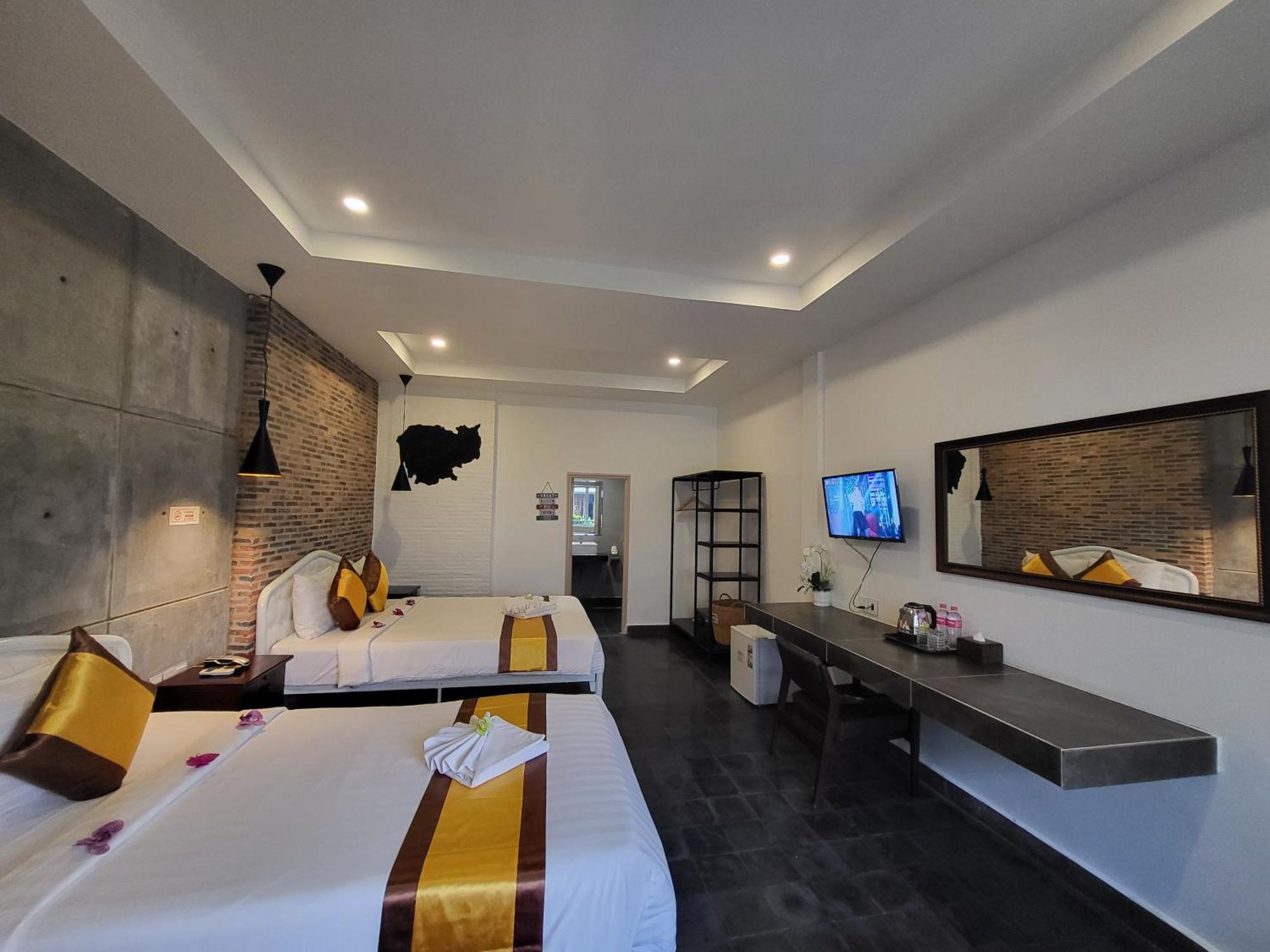 Sun Chakra Boutique Hotel プノンペン エクステリア 写真