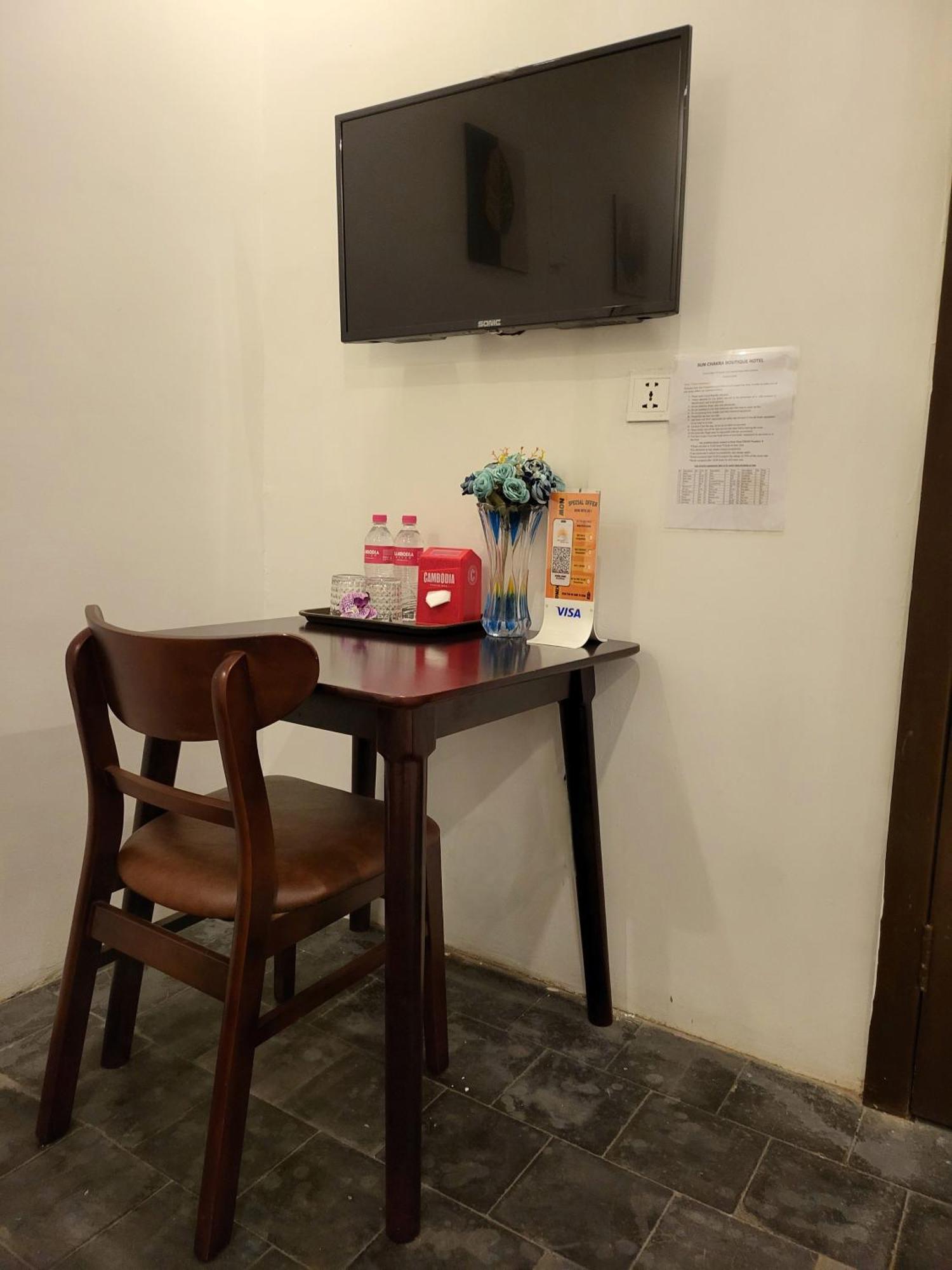 Sun Chakra Boutique Hotel プノンペン エクステリア 写真