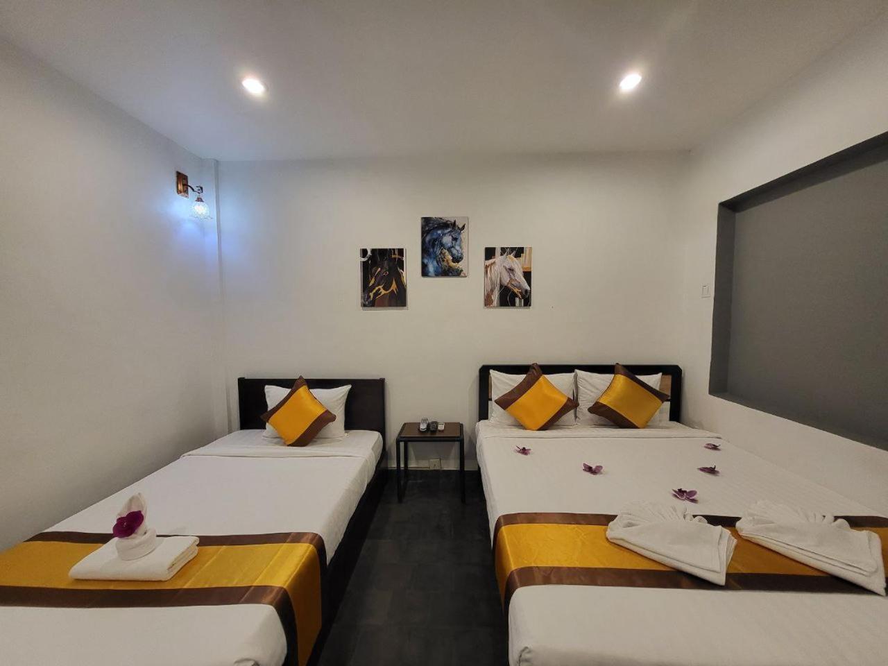 Sun Chakra Boutique Hotel プノンペン エクステリア 写真