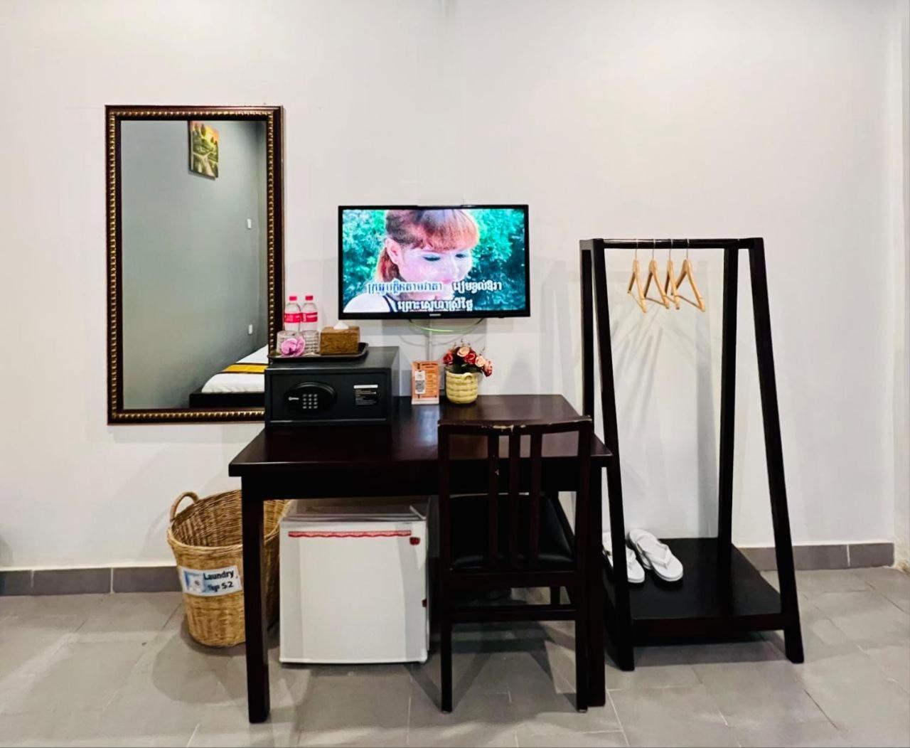 Sun Chakra Boutique Hotel プノンペン エクステリア 写真